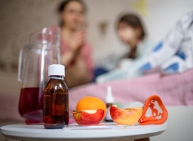 Antibioticatekorten voor kinderen houden aan, 'mede door zorginkoop'