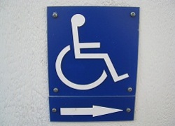 Normal_bord_gehandicapten_rolstoel