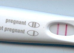 Normal_zwangerschapstest_pregnancy_test_result_wiki_-c_