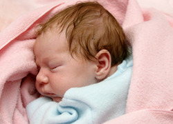 Normal_bebe_baby_geboorte_slapen_wiki_c-_