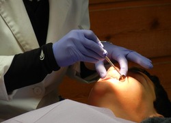 Normal_orthodontist-287285_640