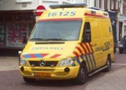 Normal_ambulance_weg