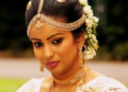 Normal_a_bride_in_sri_lanka_specially_in_kandy