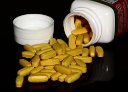 Normal_b_vitamin_supplement_tablets