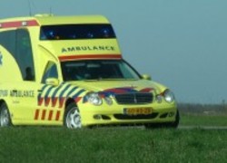 Normal_ambulance__7_