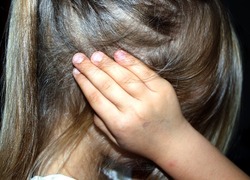 Normal_huiselijk_geweld-kindermishandeling-kind-misbruik