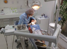 Normal_dentist-2264144_960_720