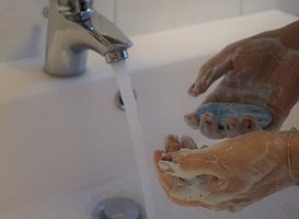 Normal_wash-hands-4925790_640