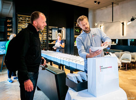AmsterdamOntbijt haalt 80.000 euro op voor aidsbestrijding