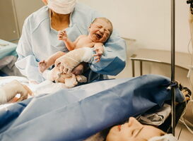 Volgens 20 procent van de moeders maakte professional fout tijdens bevalling