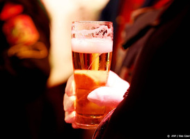 Alcoholpoli's beducht op extra hard feesten met veel alcohol 