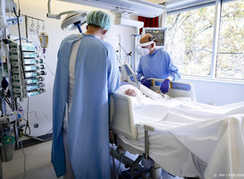 Ziekenhuizen behandelen momenteel 2598 mensen vanwege Covid-19