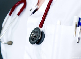 Een op tien ziekenhuismedewerkers zit ziek thuis