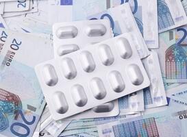 Geneesmiddelensector wil betrokken zijn bij integraal zorgakkoord 
