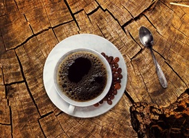 Feit of fictie: 'Van koffie droog je uit'