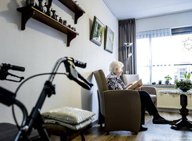 Dringend onderzoek nodig naar gevolgen langer thuis wonen kwetsbare ouderen