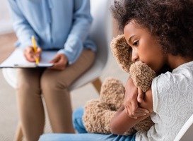 D66 stelt vragen over behandeling die kinderen autistisch gedrag afleert