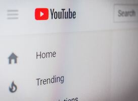 YouTube pakt medische desinformatie over kanker aan
