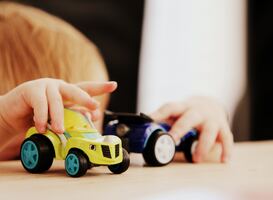 'Belangrijk dat ouders speelgoed kind regelmatig controleren'