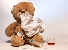 Teddy Bear Hospital: geneeskundestudenten en kleuters maken knuffel beter
