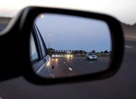 Normal_auto__snelweg__buitenspiegel__spiegel