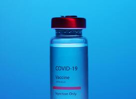 Gezondheidsraad: 60-plussers coronavaccinatie geven, zwangere moeders onnodig