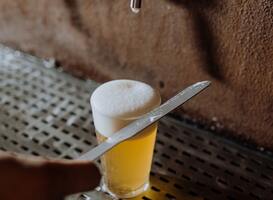 Minderjarigen zien veel minder alcoholreclame op tv voorbijkomen