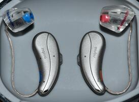 Nieuwe techniek gehoorapparaat voor in rumoerige omgevingen