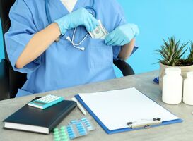 Informatie Knooppunt Zorgfraude ontvangt 424 signalen over zorgfraude